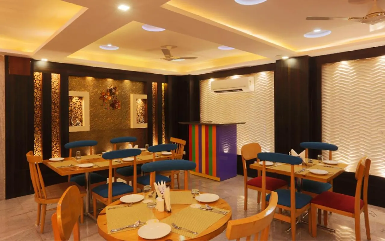 Hotel Arch Neu-Delhi 4*,